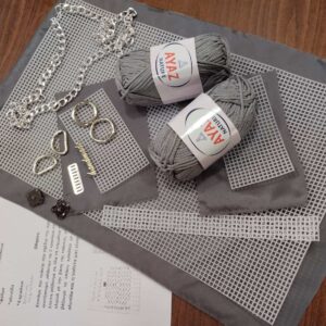 KIT κεντητής τσάντας γκρι με ασημί αξεσουάρ(αλυσίδα 0.60εκ.)